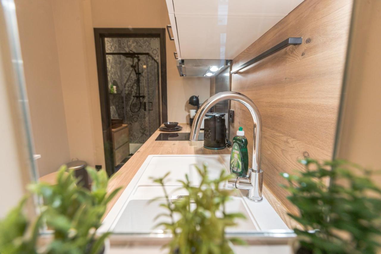 Golden Dove Luxury Aparts Bryssel Exteriör bild