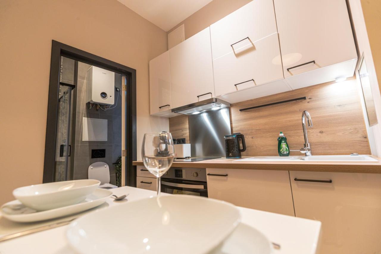 Golden Dove Luxury Aparts Bryssel Exteriör bild