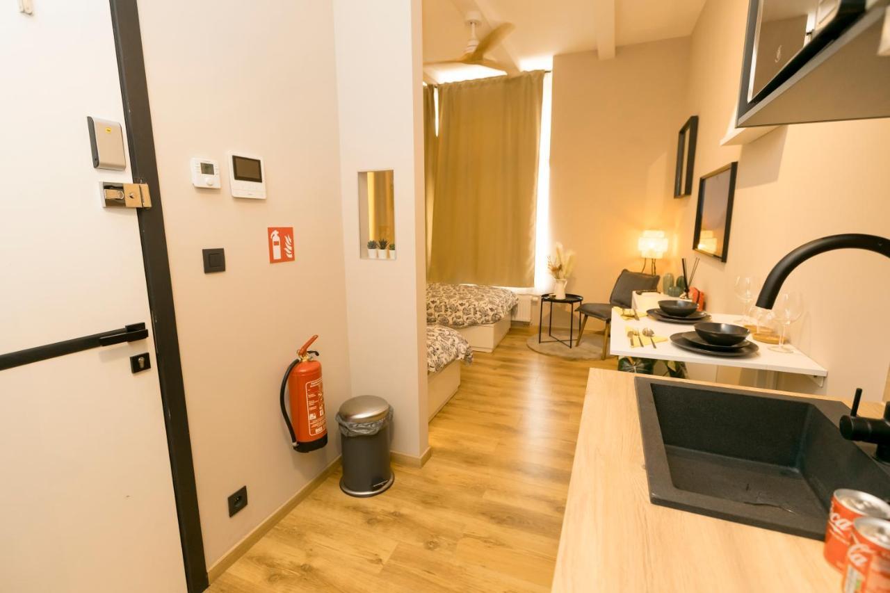 Golden Dove Luxury Aparts Bryssel Exteriör bild